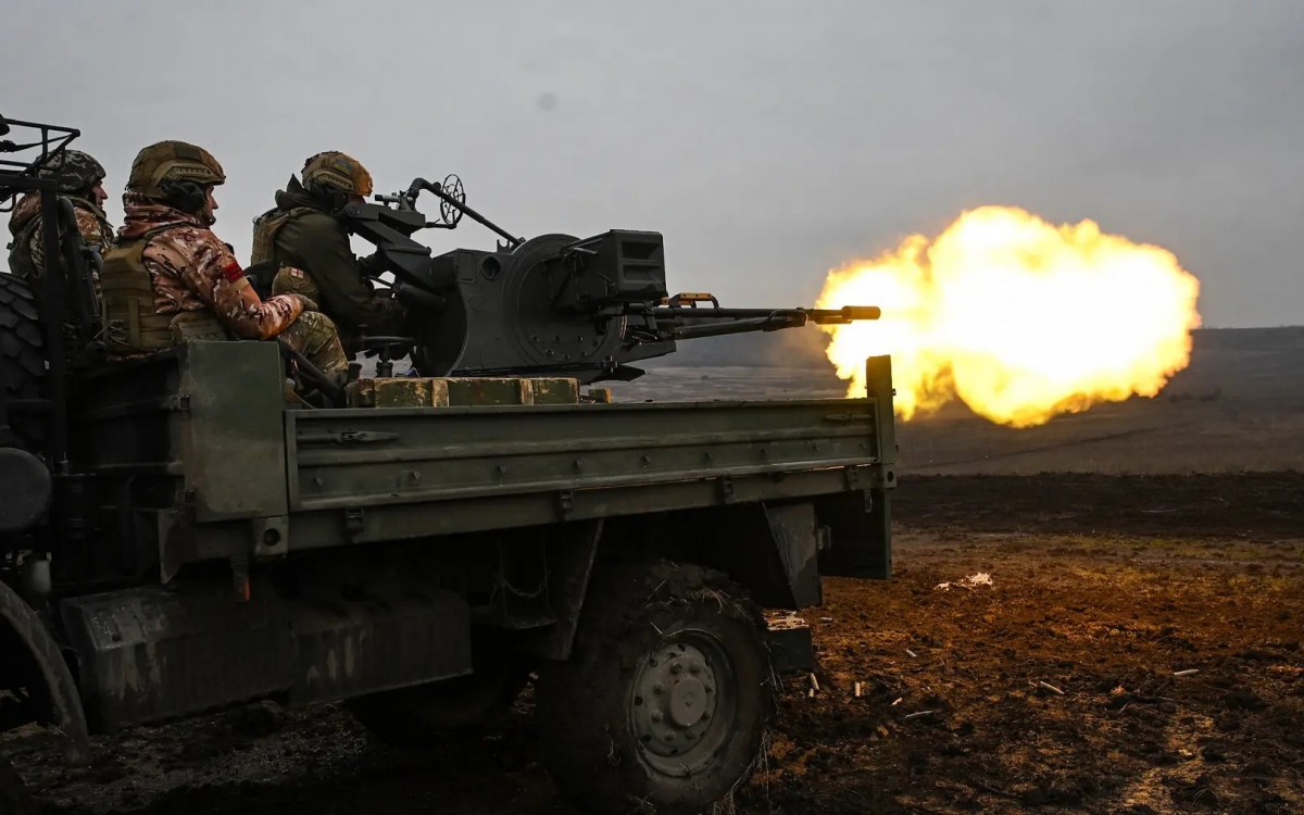 Tình thế ngàn cân treo sợi tóc của Ukraine khi Nga đánh dữ dội vào Đông Bắc